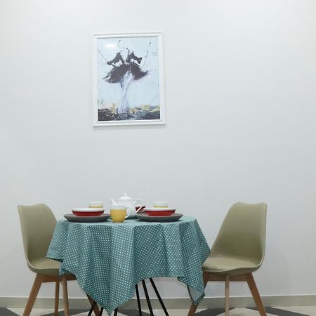 Mika Hotel Алмати Екстер'єр фото