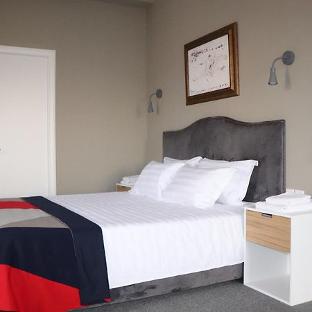 Mika Hotel Алмати Екстер'єр фото