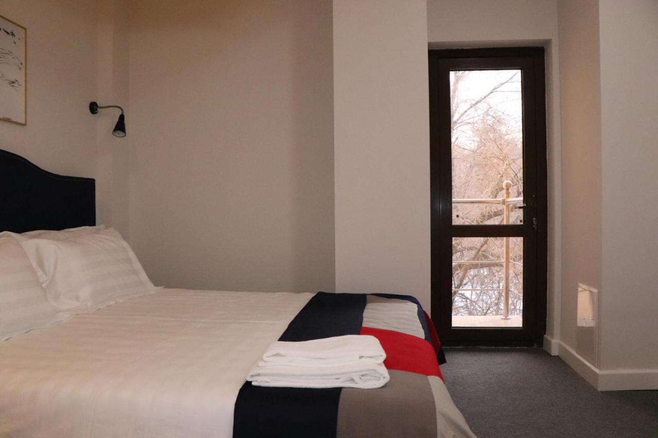 Mika Hotel Алмати Екстер'єр фото