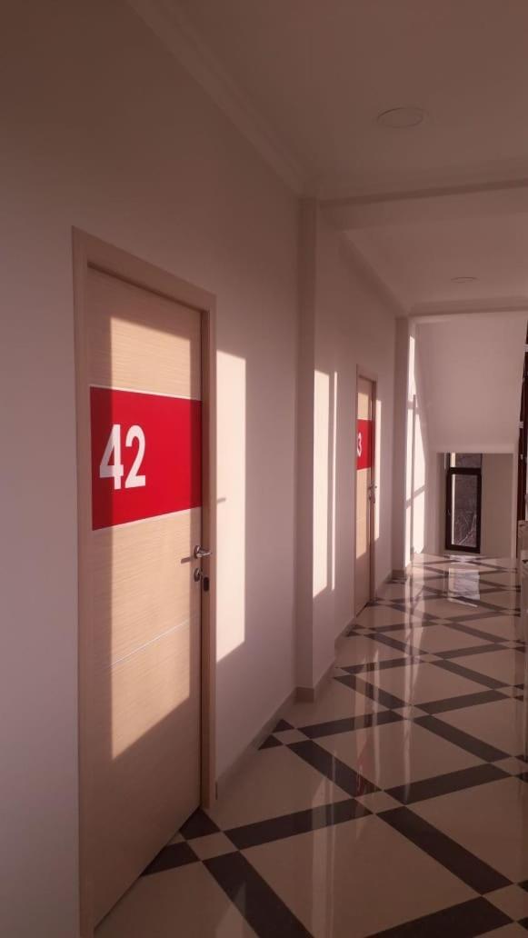 Mika Hotel Алмати Екстер'єр фото
