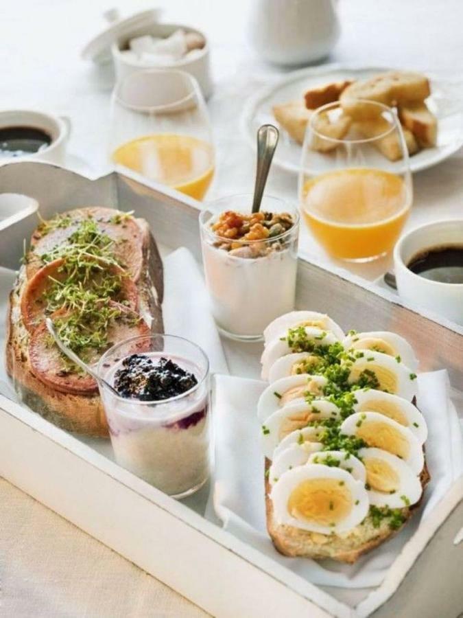 Mika Hotel Алмати Екстер'єр фото